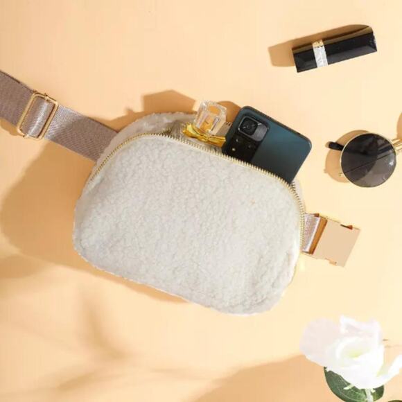 Everyday burgundy sherpa fuzzy standard - Picture 4 of 7